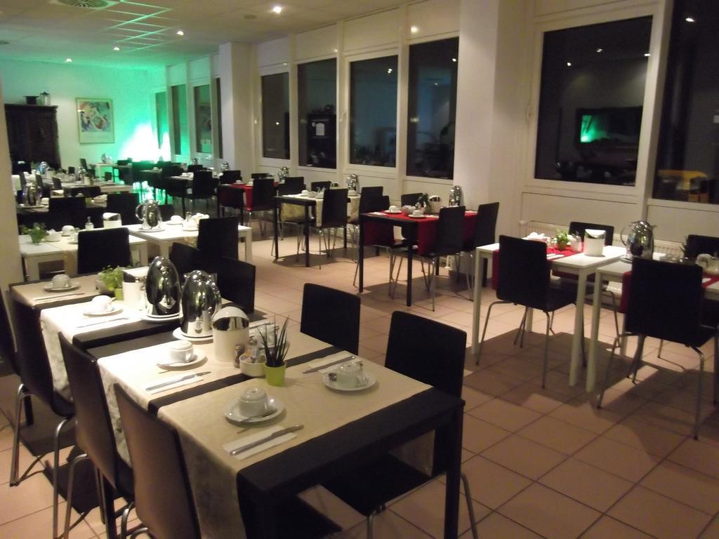 Businesshotel & Appartements Stuttgart-Vaihingen Экстерьер фото